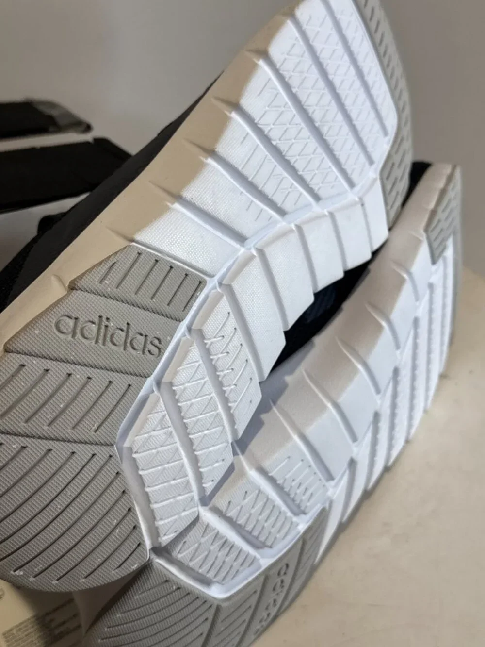 Running Men's Shoes size 10 Brand New Sneakers